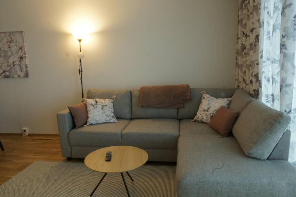 Keskustan Kaksio 45 M2 Autopaikalla, Rautatienkatu 19, 9 Krs Apartment Oulu Ngoại thất bức ảnh