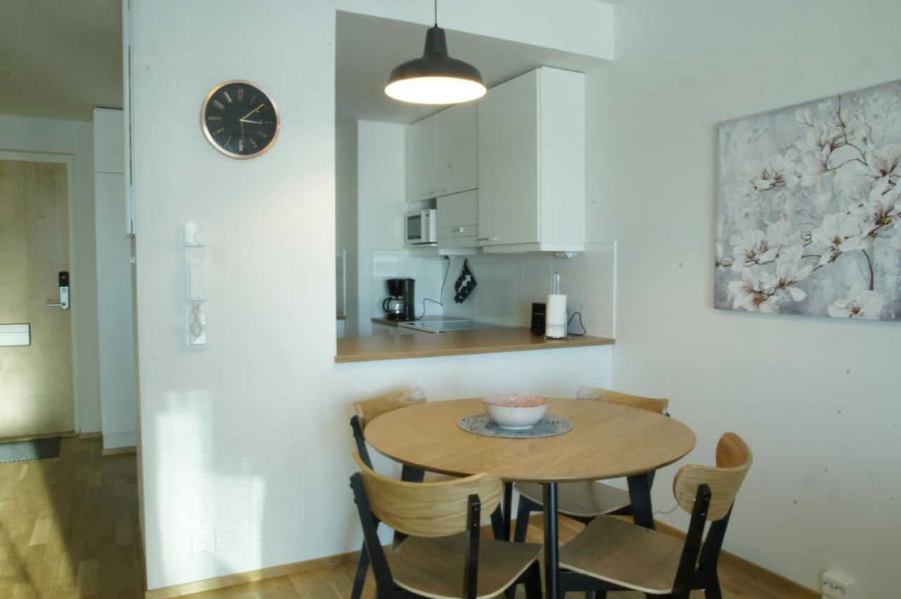 Keskustan Kaksio 45 M2 Autopaikalla, Rautatienkatu 19, 9 Krs Apartment Oulu Ngoại thất bức ảnh